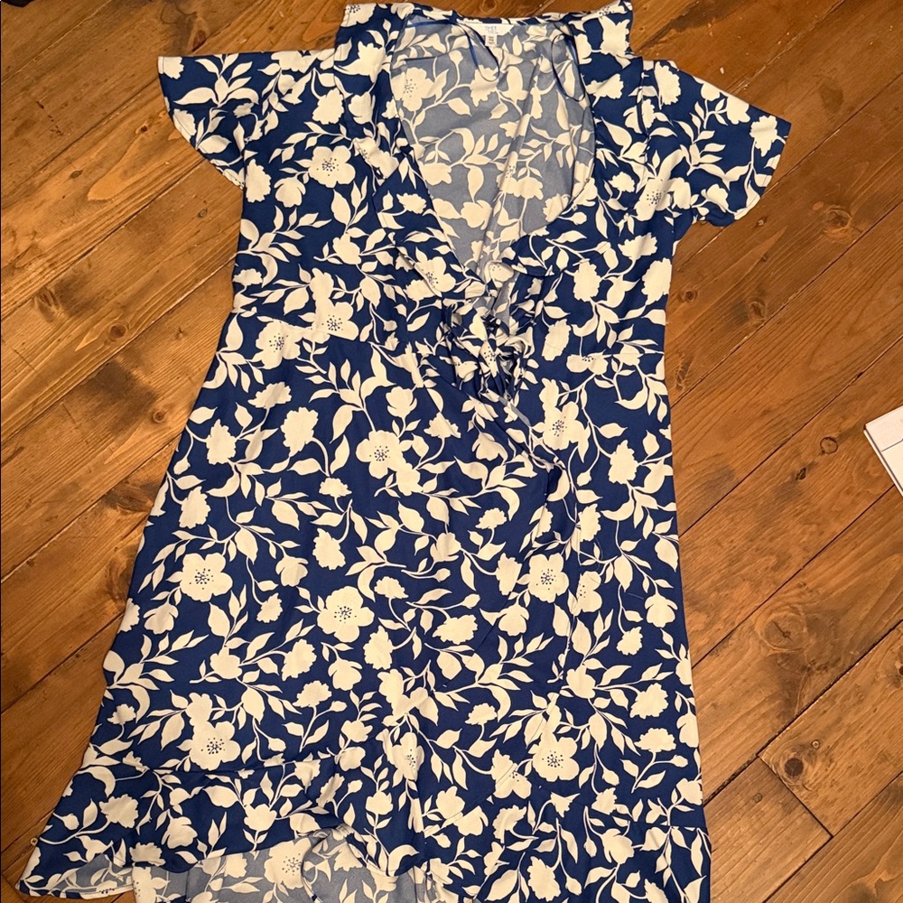 Time and Tru Navy and Cream Floral Midi Dress